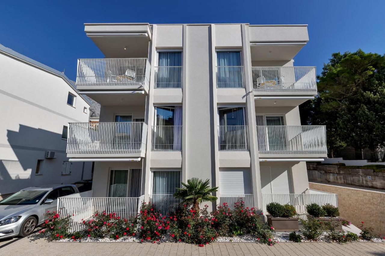 Villa Anchor Baška Voda Buitenkant foto