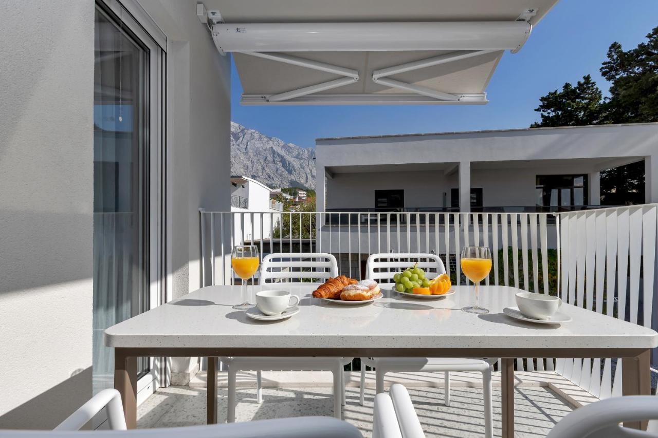 Villa Anchor Baška Voda Buitenkant foto